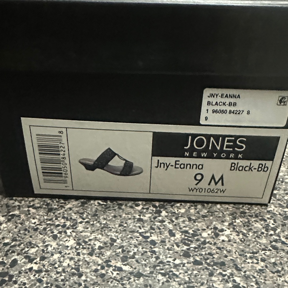 Jones New York Black Sandals - Picture 2 of 3